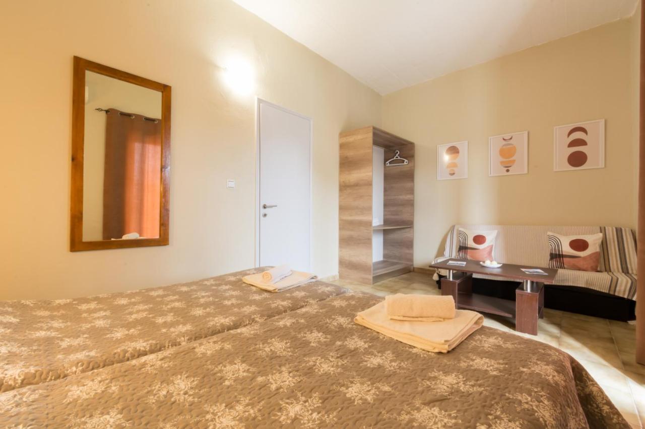 Naos Studios - Private Apartment Kávos Buitenkant foto